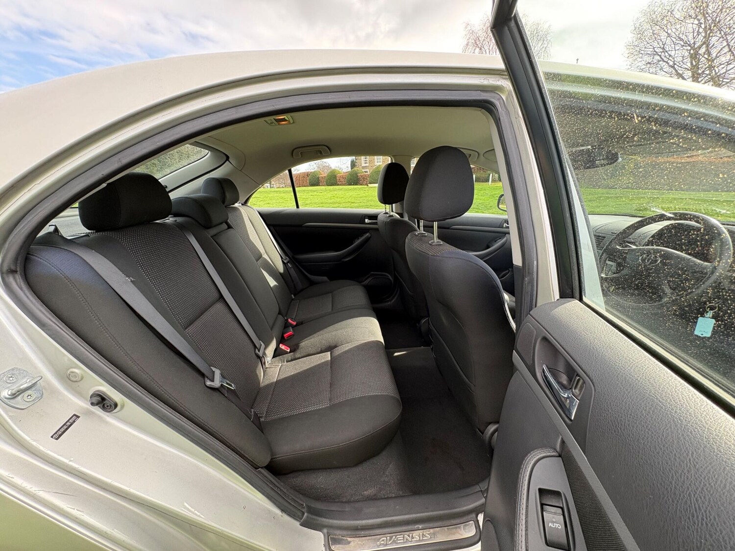 Used Toyota Avensis for sale - 77695451: Photo 11