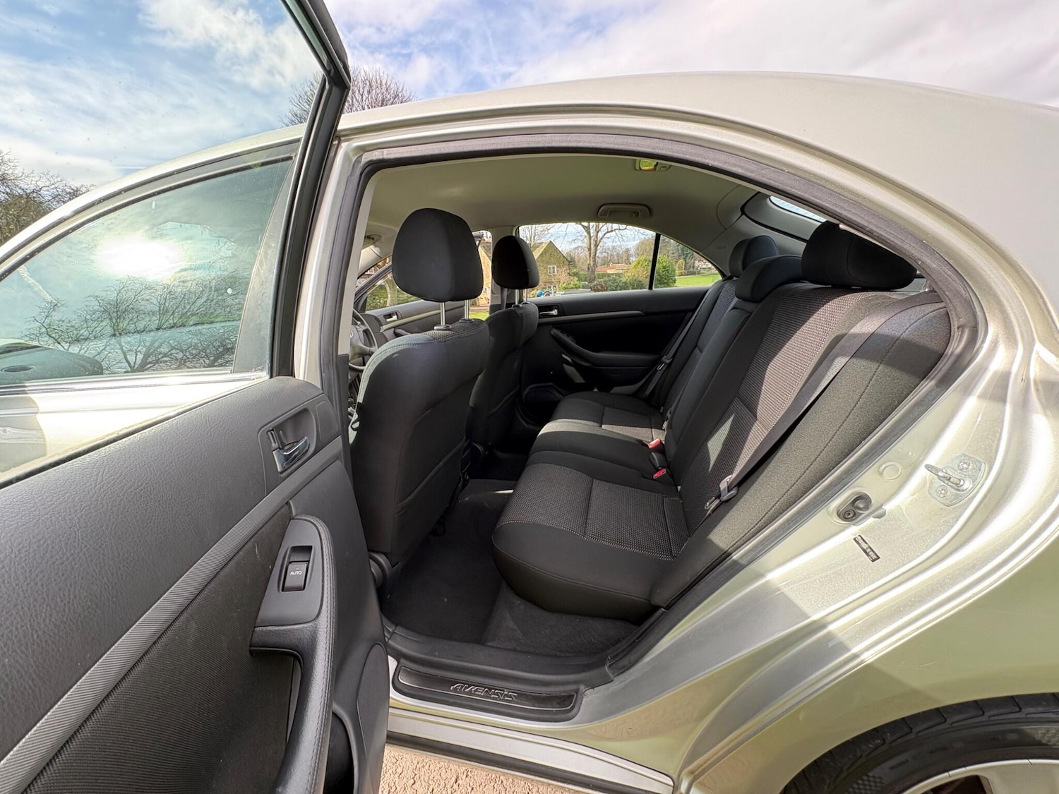 Used Toyota Avensis for sale - 77695451: Photo 12