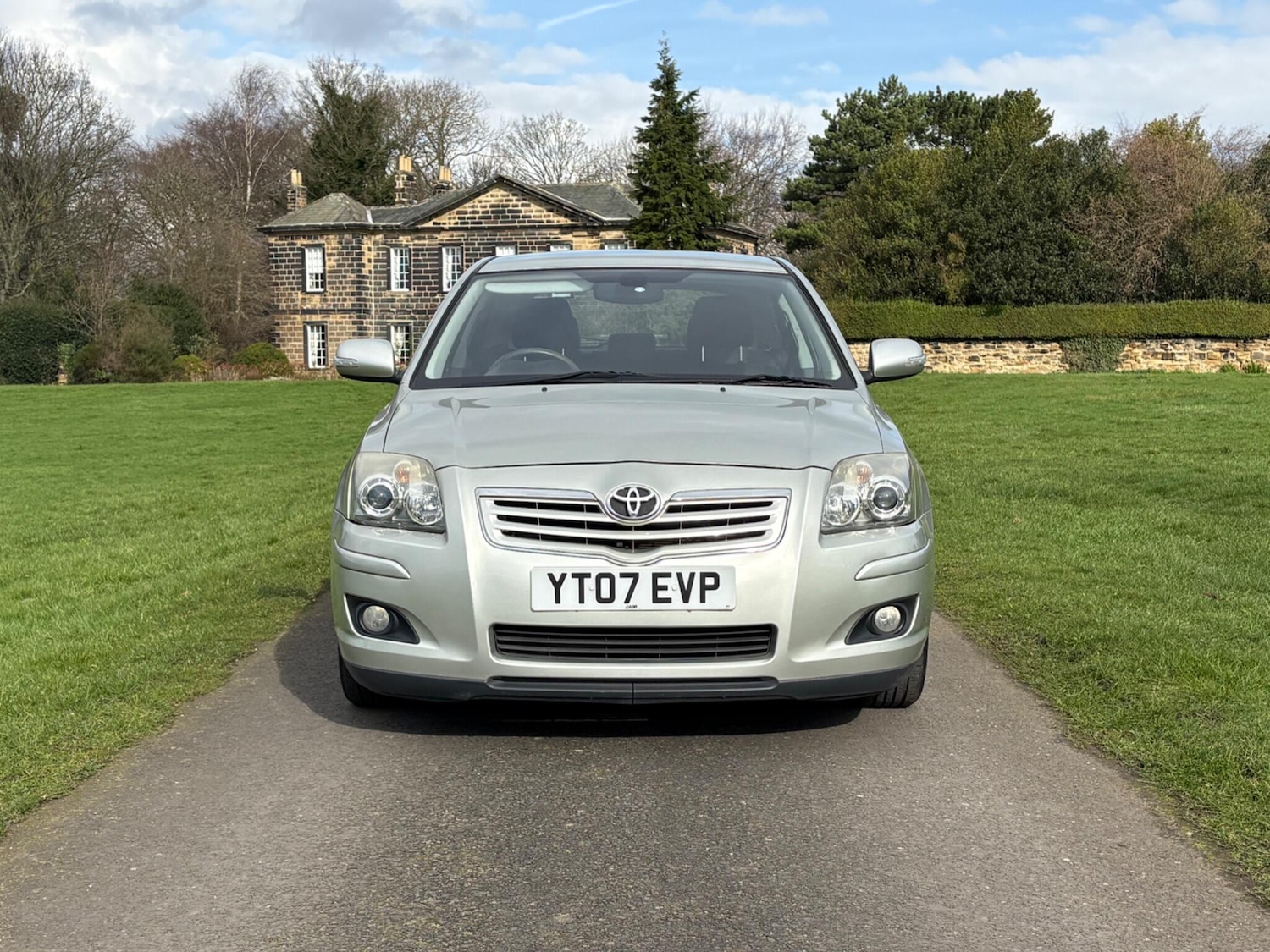 Used Toyota Avensis for sale - 77695451: Photo 2