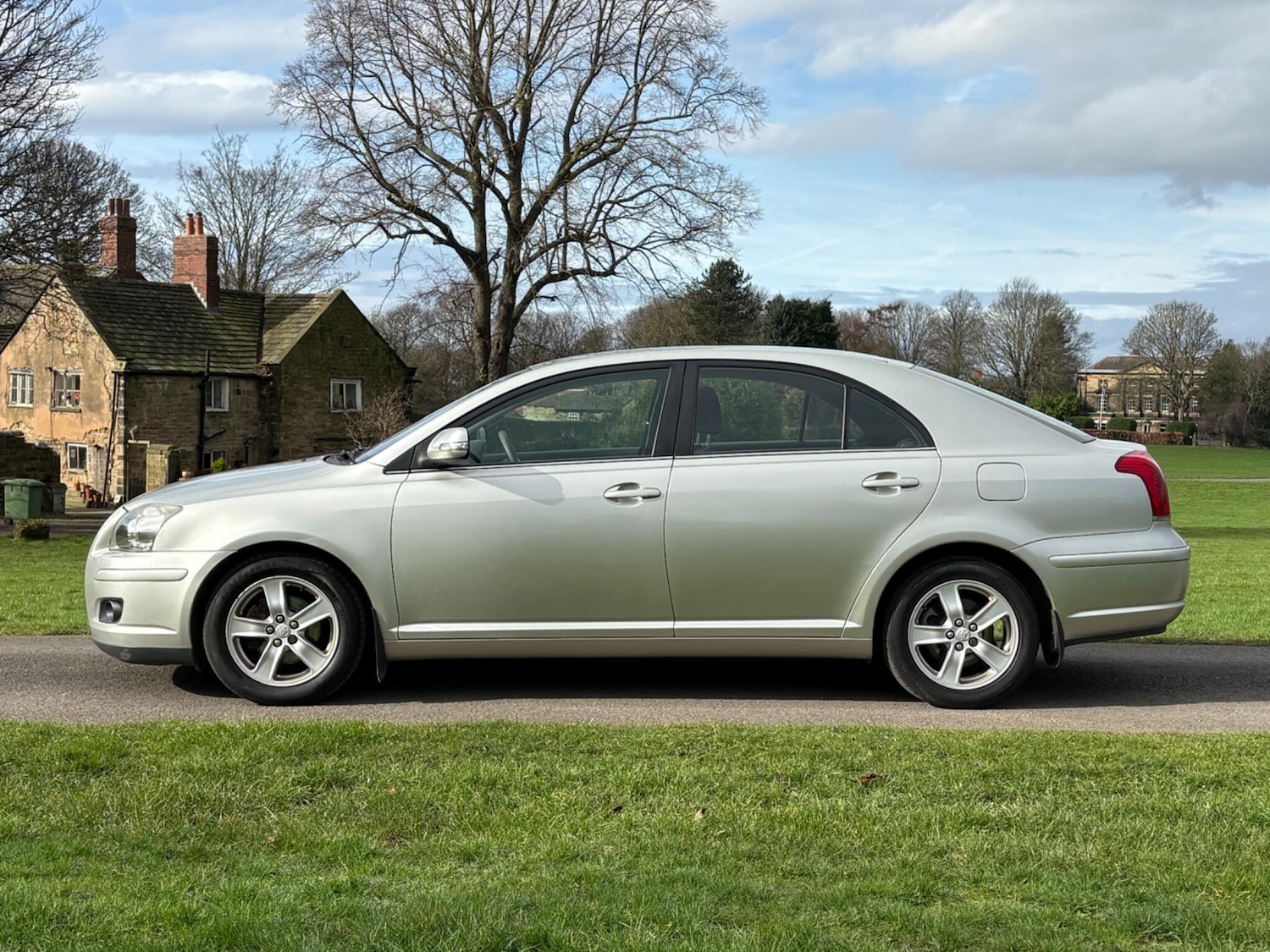 Used Toyota Avensis for sale - 77695451: Photo 4