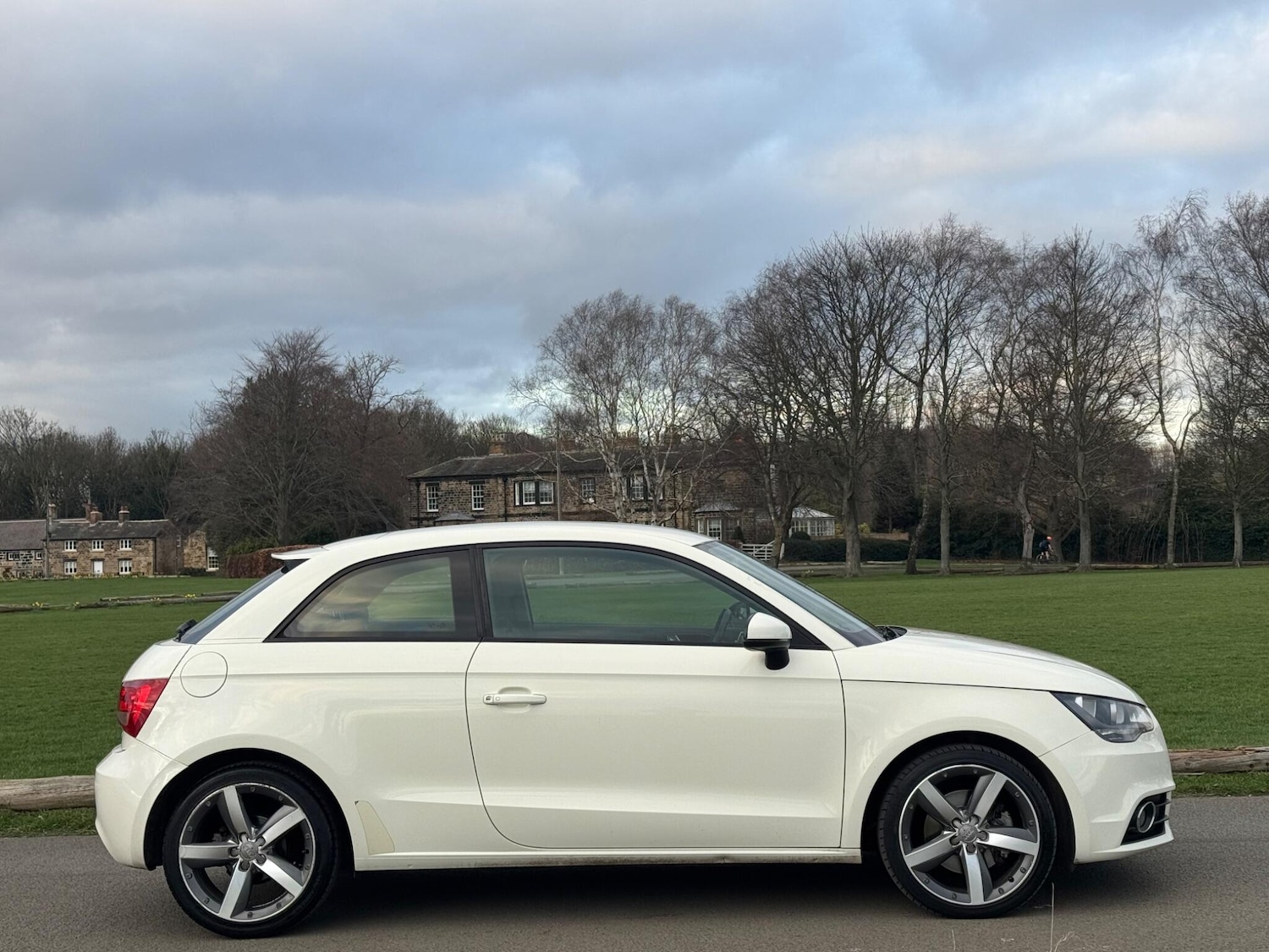 Used Audi A1 2011 for sale - 77839891: Photo 6