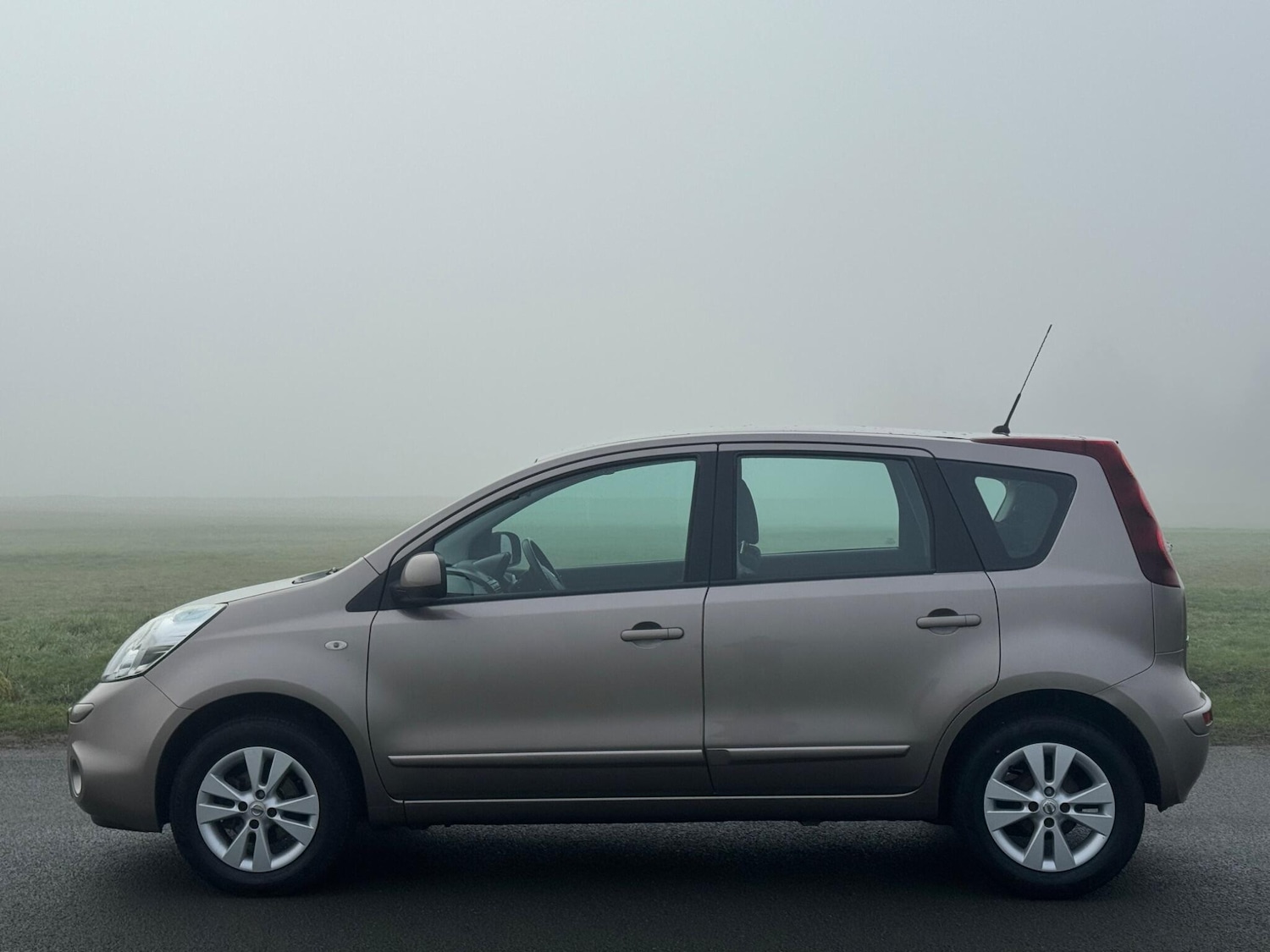 Used Nissan Note 2009 for sale - 77387722: Photo 10