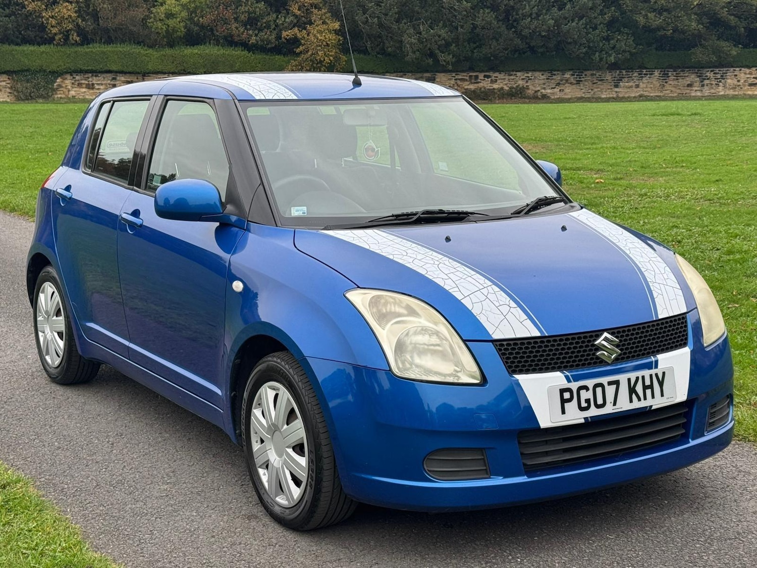 Used Suzuki Swift 2007 for sale - 76361055: Photo 1