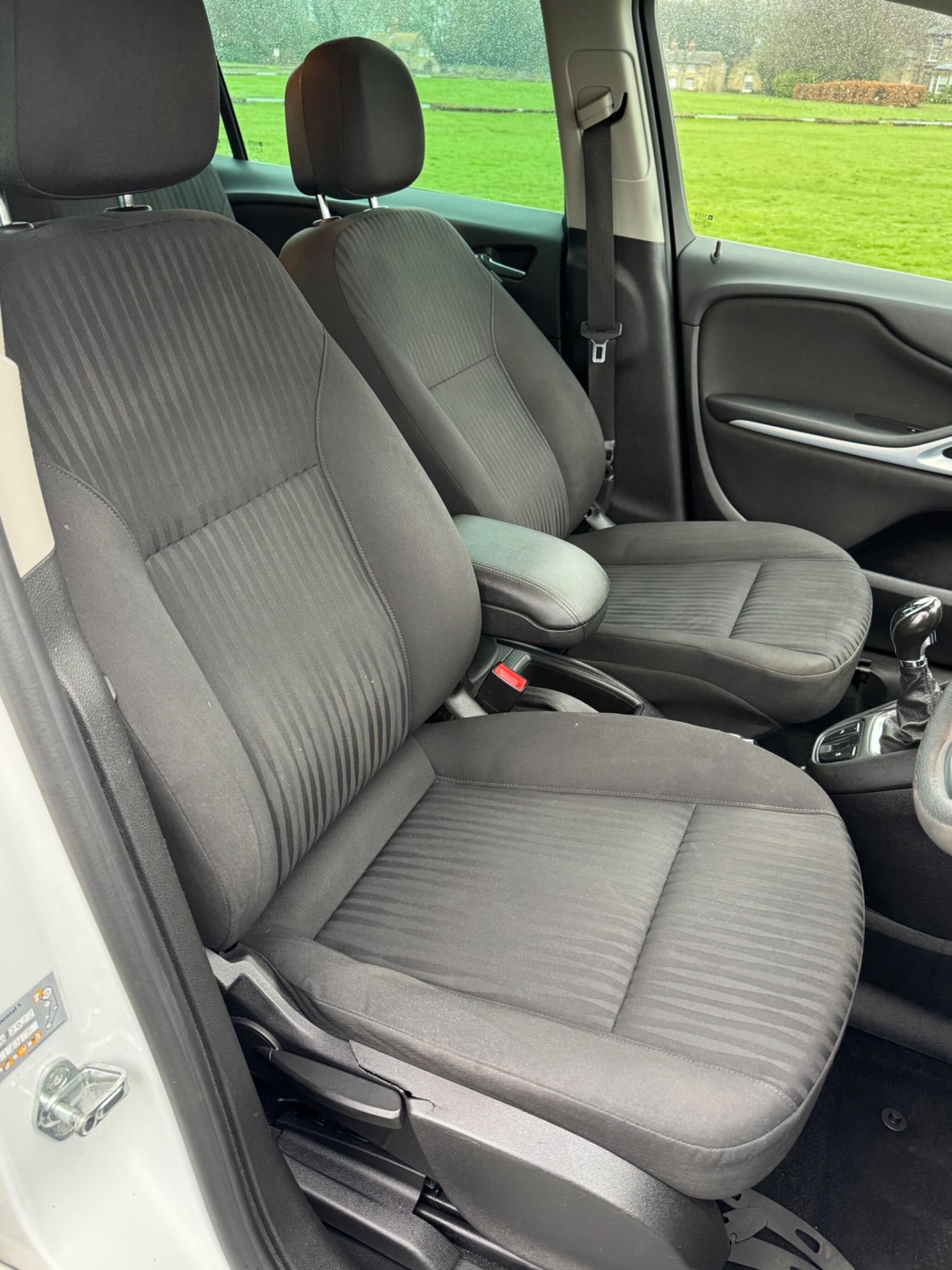 Used Vauxhall Zafira 2015 for sale - 77626067: Photo 16