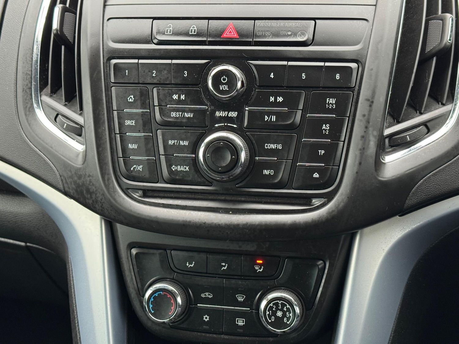 Used Vauxhall Zafira 2015 for sale - 77626067: Photo 29