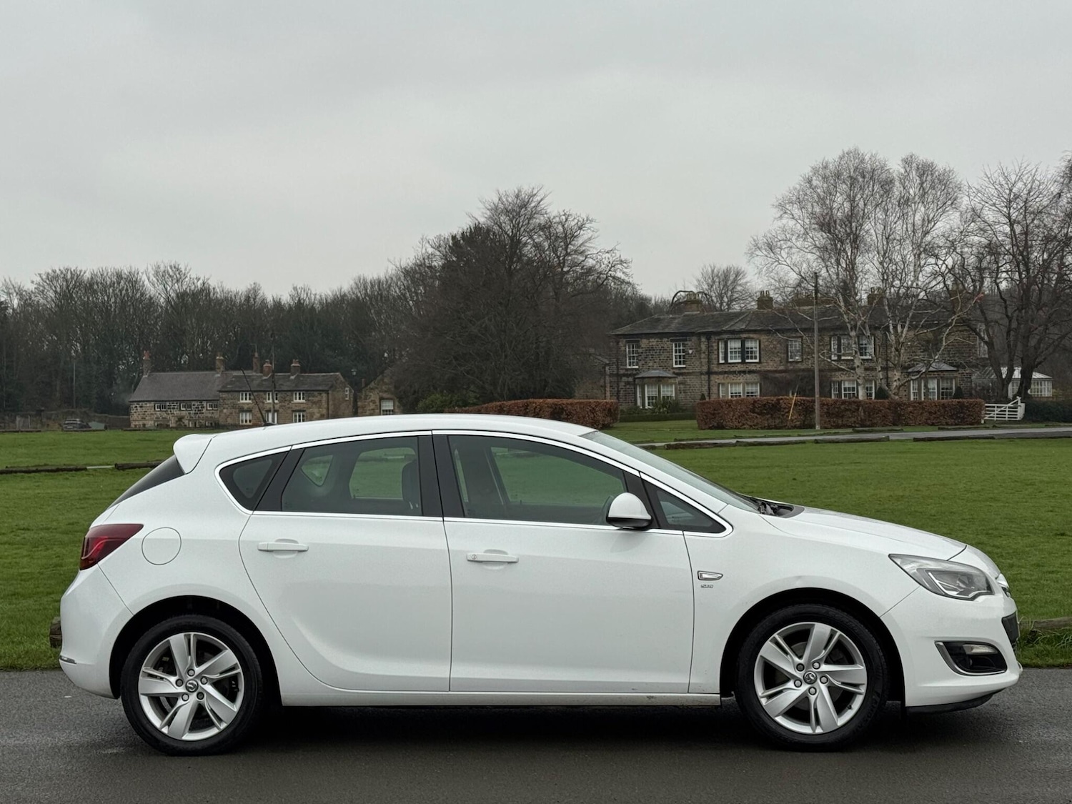 Used Vauxhall Astra 2013 for sale - 78019778: Photo 5