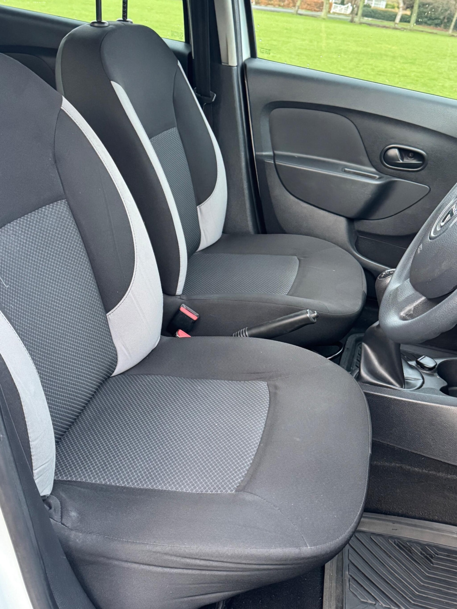 Used Dacia Logan MCV 2014 for sale - 77253791: Photo 17