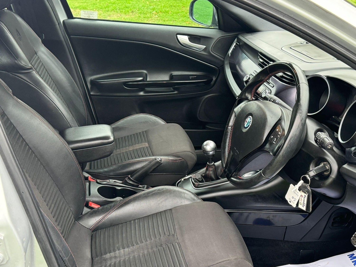 Used Alfa Romeo Giulietta 2011 for sale - 76377346: Photo 14