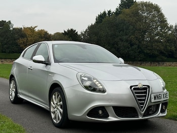 Used Alfa Romeo Giulietta 2011 for sale - 76377346: Photo