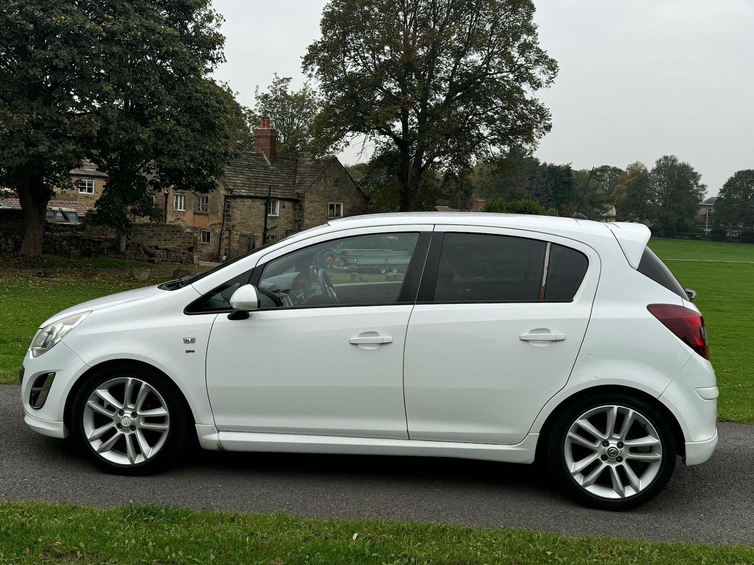 Used Vauxhall Corsa 2012 for sale - 76359940: Photo 10