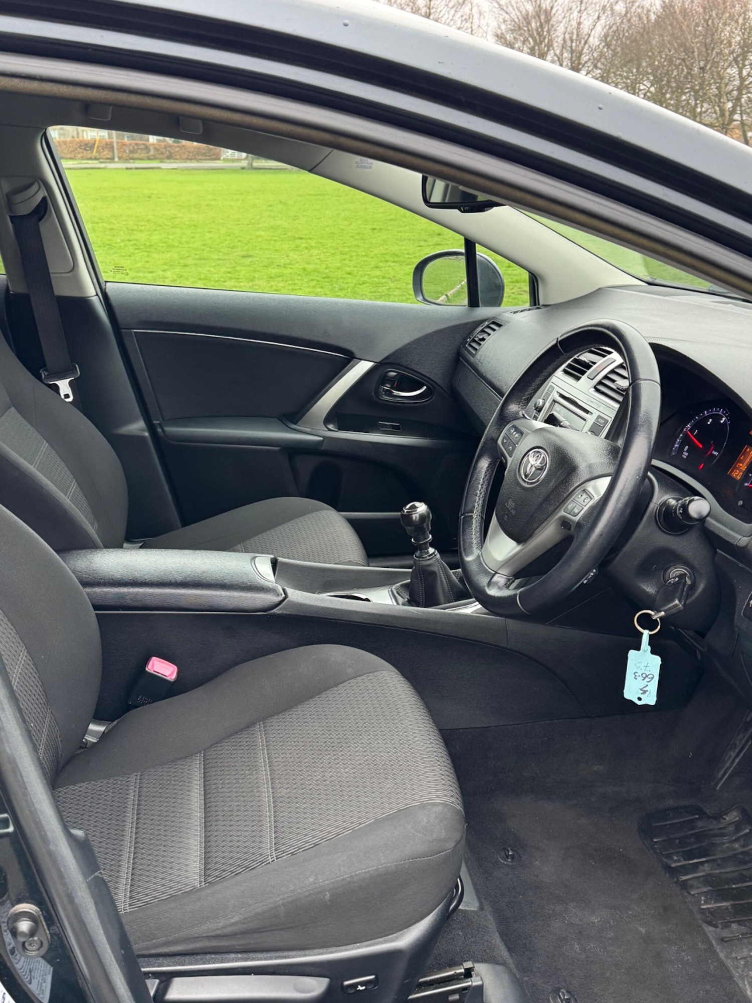 Used Toyota Avensis 2014 for sale - 77441015: Photo 16