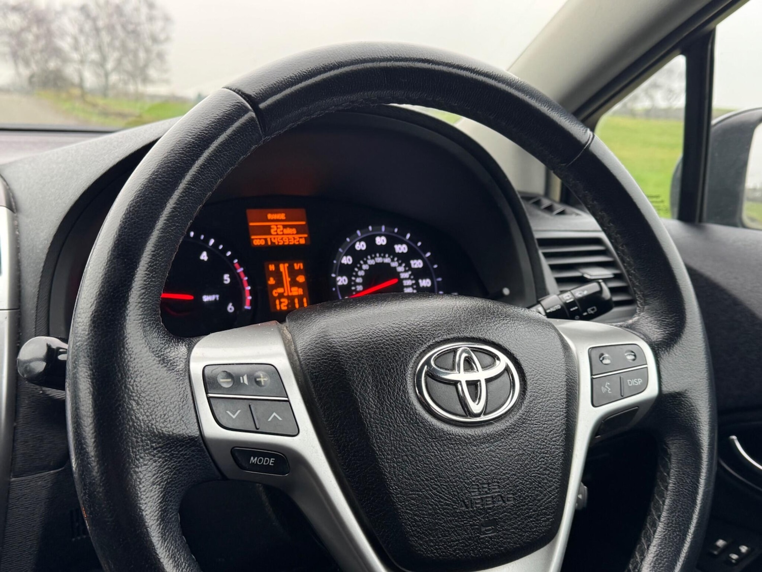 Used Toyota Avensis 2014 for sale - 77441015: Photo 22