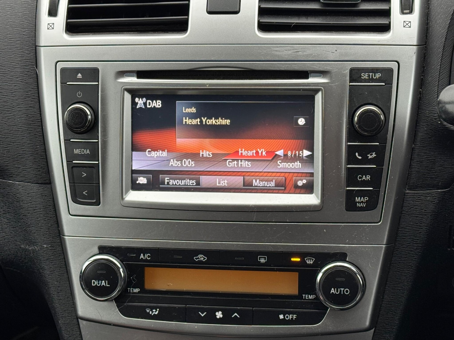 Used Toyota Avensis 2014 for sale - 77441015: Photo 23