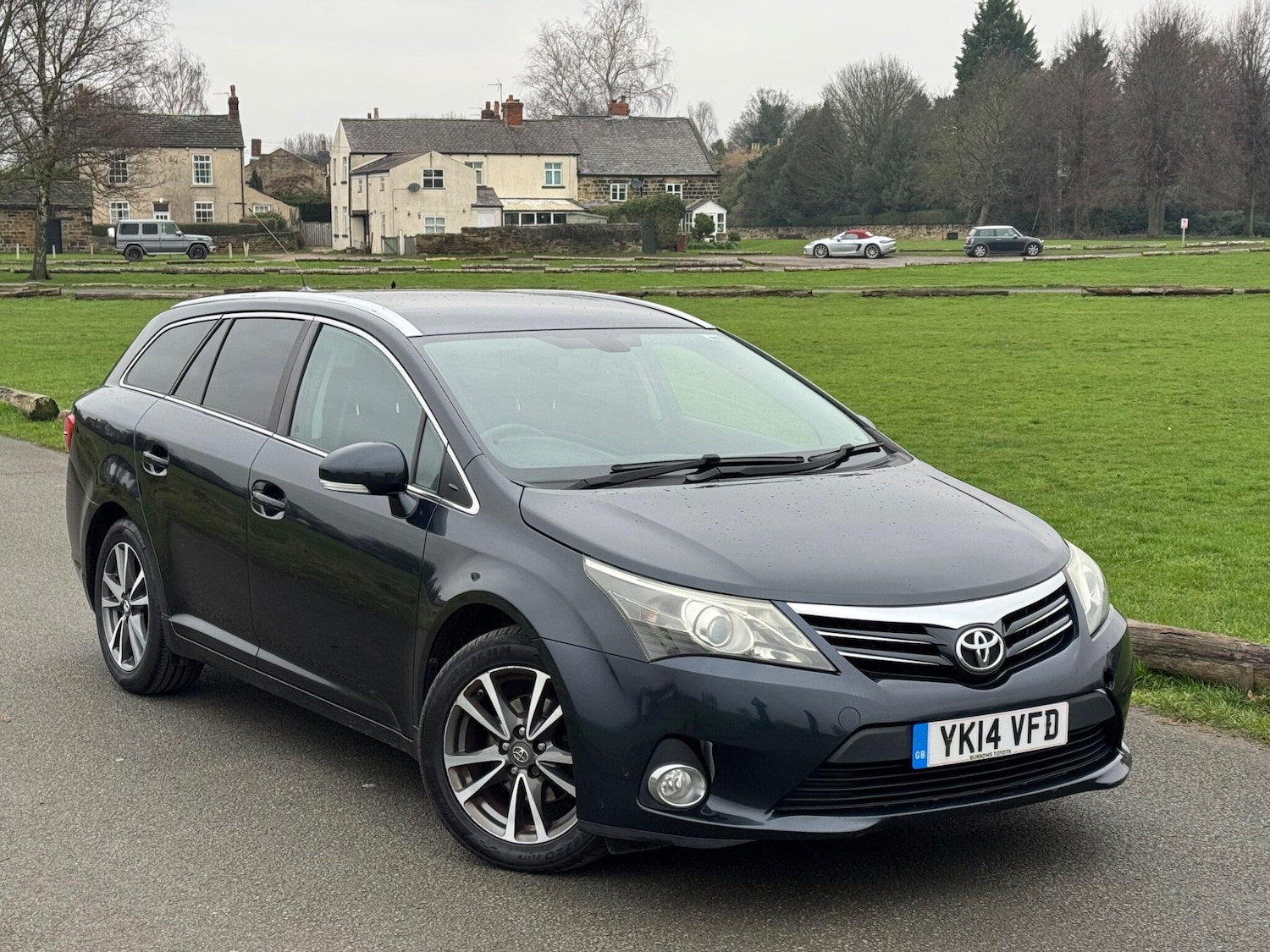 Used Toyota Avensis 2014 for sale - 77441015: Photo 3