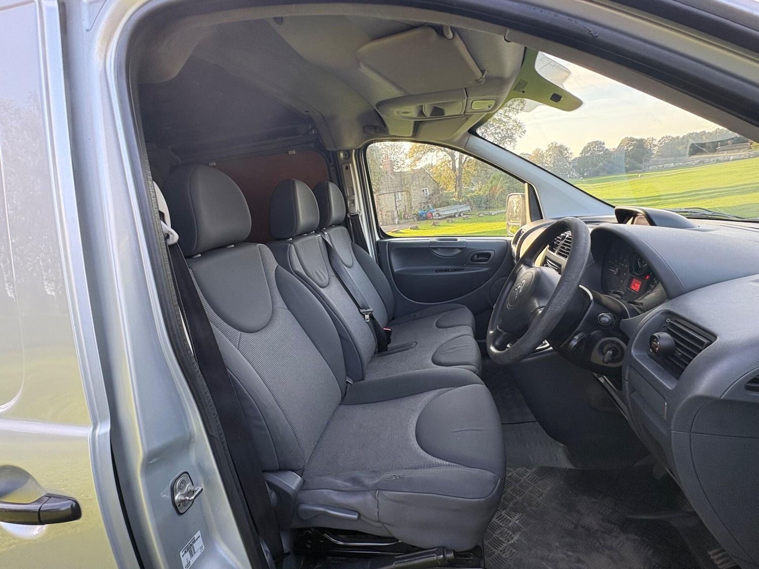 Used Citroen Dispatch 2015 for sale - 76361058: Photo 9