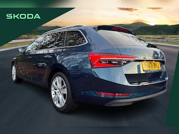 Used Skoda Superb 2021 for sale - 76681320: Photo