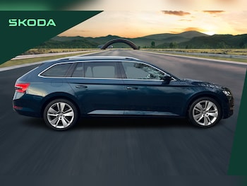 Used Skoda Superb 2021 for sale - 76681320: Photo