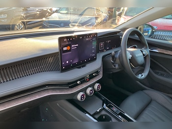 Used Skoda Superb 2025 for sale - 76679548: Photo