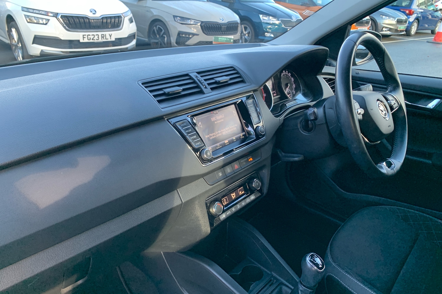 Used Skoda Fabia 2021 for sale - 76674350: Photo 2