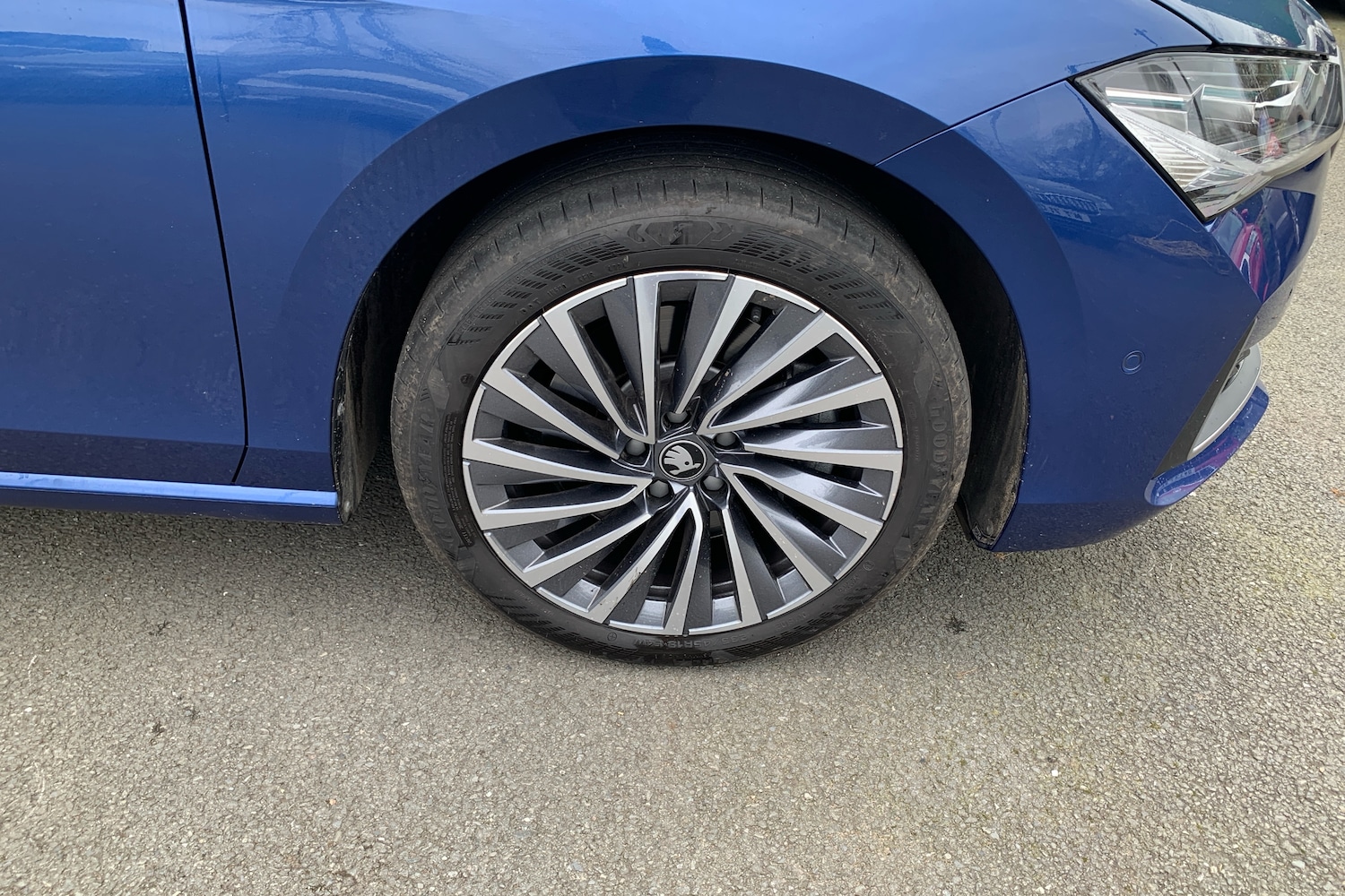 Used Skoda Superb 2025 for sale - 77826261: Photo 5