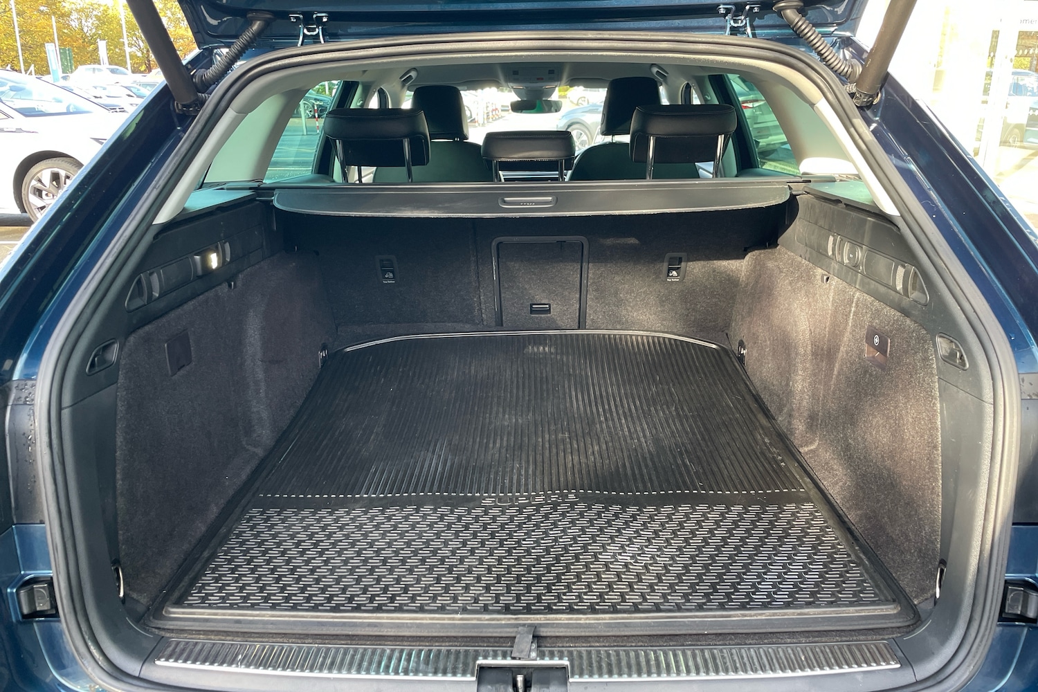 Used Skoda Superb 2020 for sale - 76696938: Photo 10