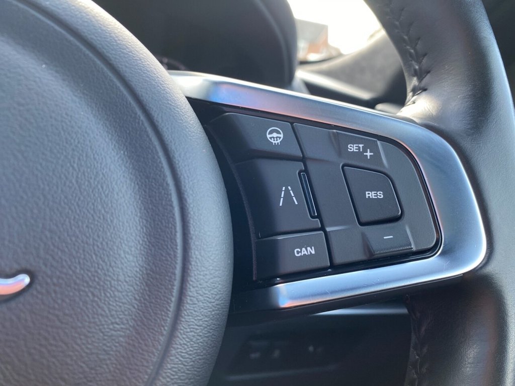 Used Jaguar F-Pace 2020 for sale - 75998559: Photo 12