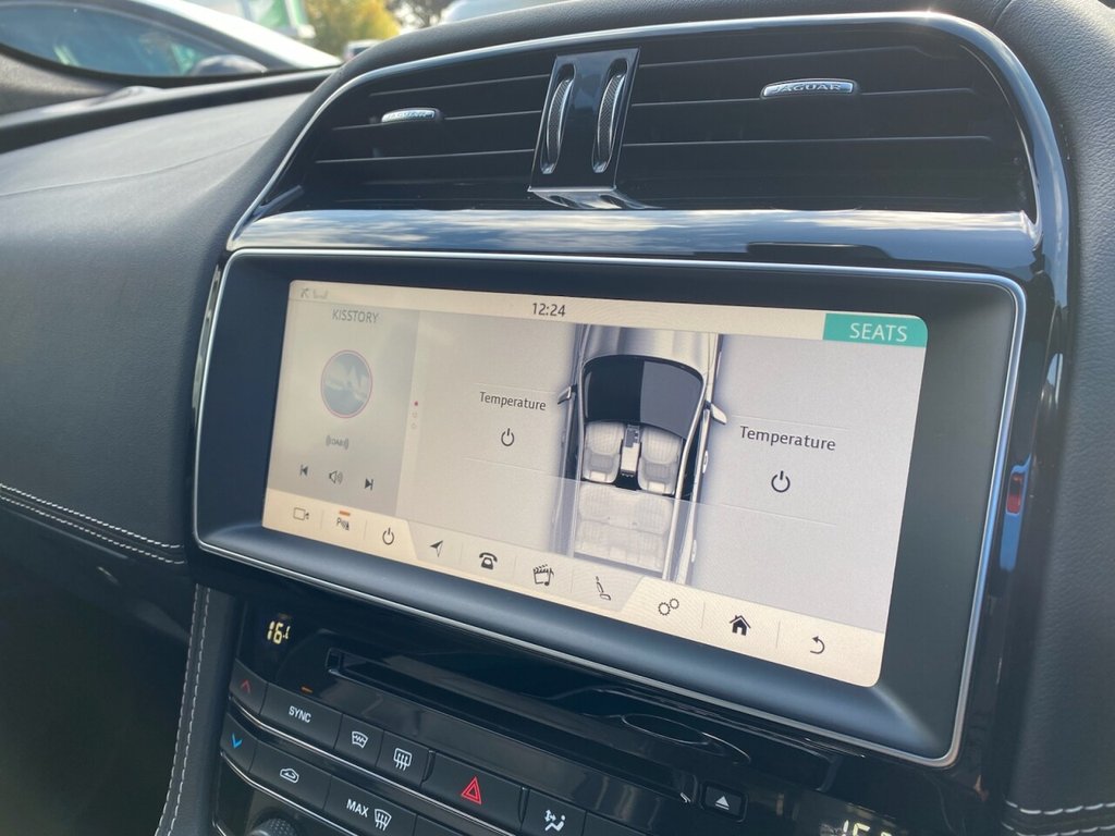 Used Jaguar F-Pace 2020 for sale - 75998559: Photo 15
