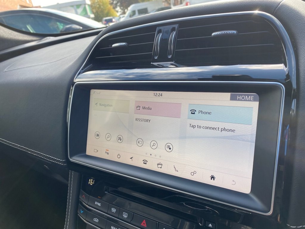 Used Jaguar F-Pace 2020 for sale - 75998559: Photo 17