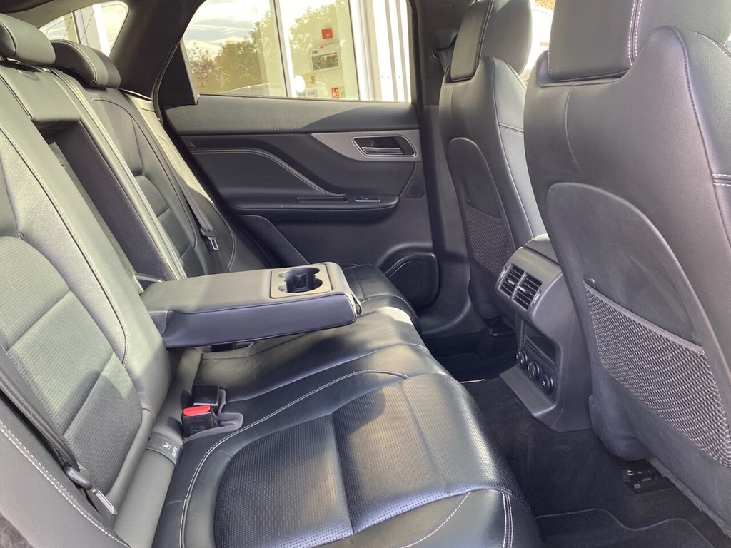 Used Jaguar F-Pace 2020 for sale - 75998559: Photo 7