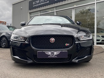 Used Jaguar XE 2015 for sale - 75703440: Photo