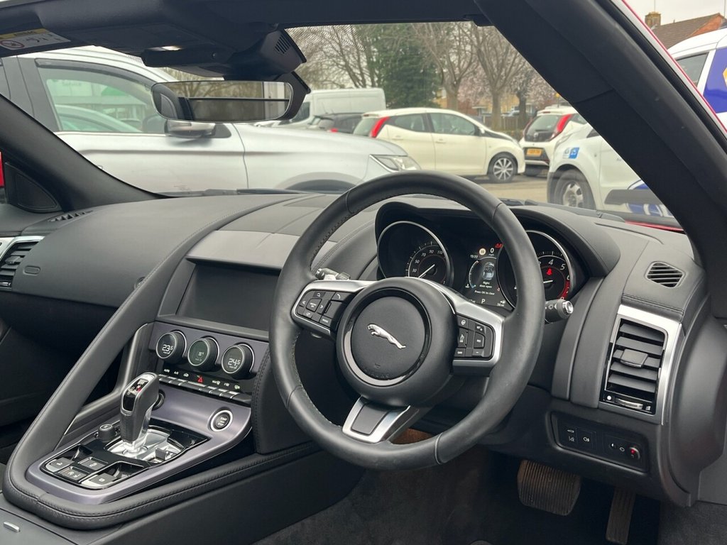 Used Jaguar F-Type 2019 for sale - 77780776: Photo 6