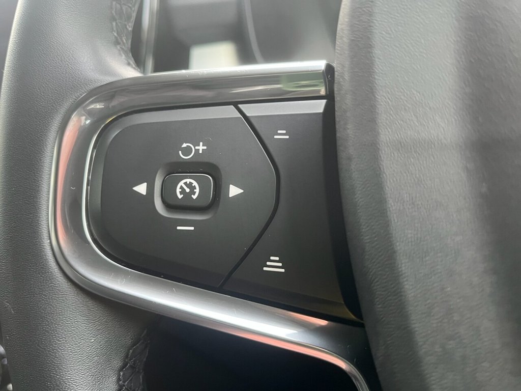 Used Volvo XC40 2021 for sale - 77654560: Photo 11