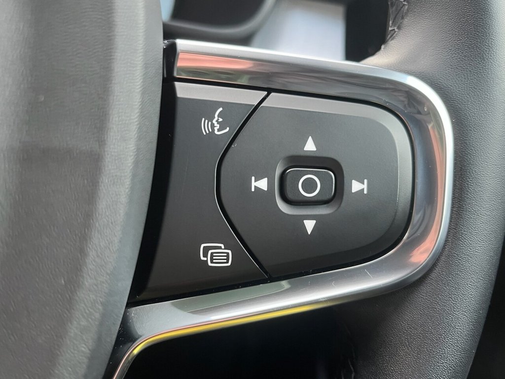 Used Volvo XC40 2021 for sale - 77654560: Photo 12