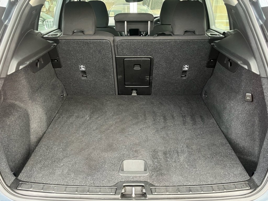 Used Volvo XC40 2021 for sale - 77654560: Photo 31