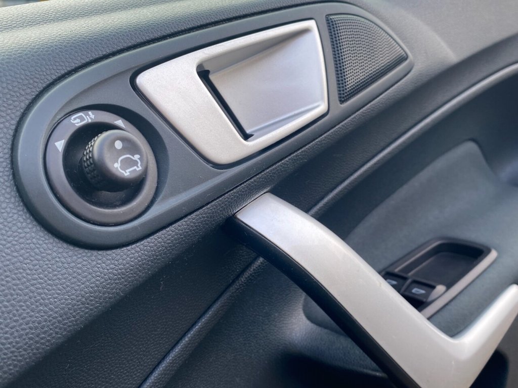 Used Ford Fiesta 2012 for sale - 77153661: Photo 13