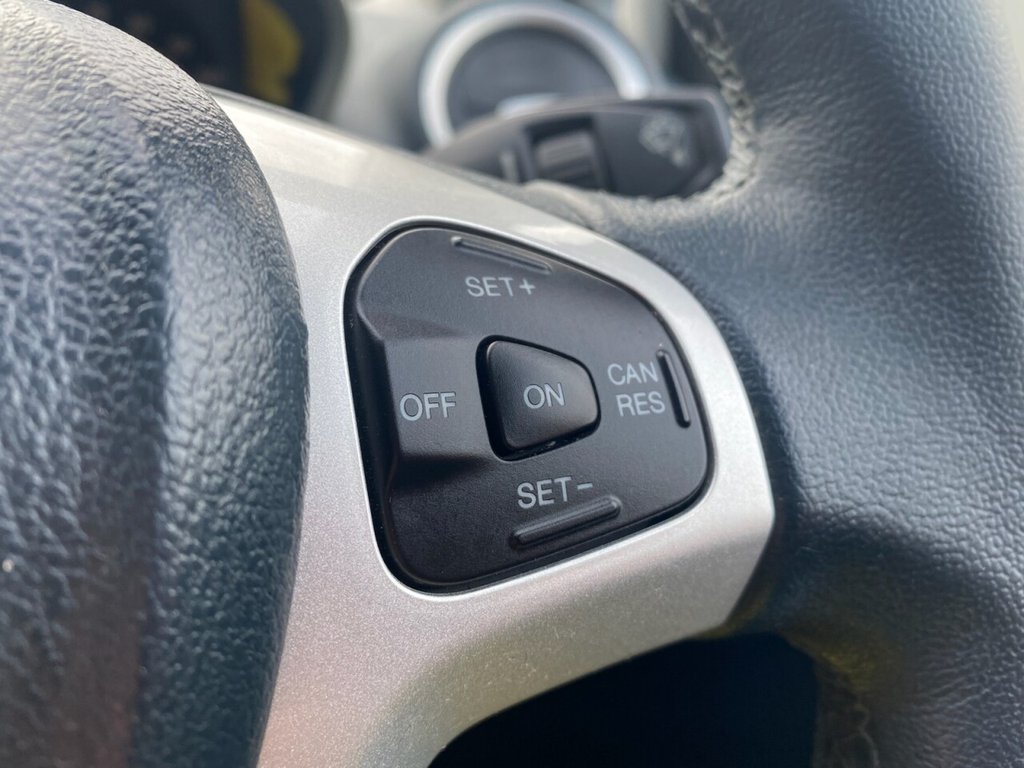 Used Ford Fiesta 2012 for sale - 77153661: Photo 15