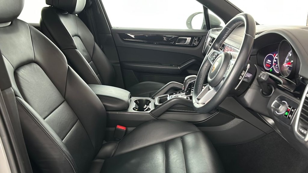 Used Porsche Cayenne 2021 for sale - 77436626: Photo 3