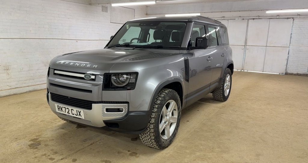 Used Land Rover Defender 2022 for sale - 77172299: Photo 2