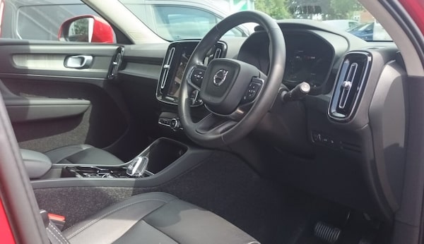 Used Volvo XC40 2021 for sale - 75062823: Photo 3