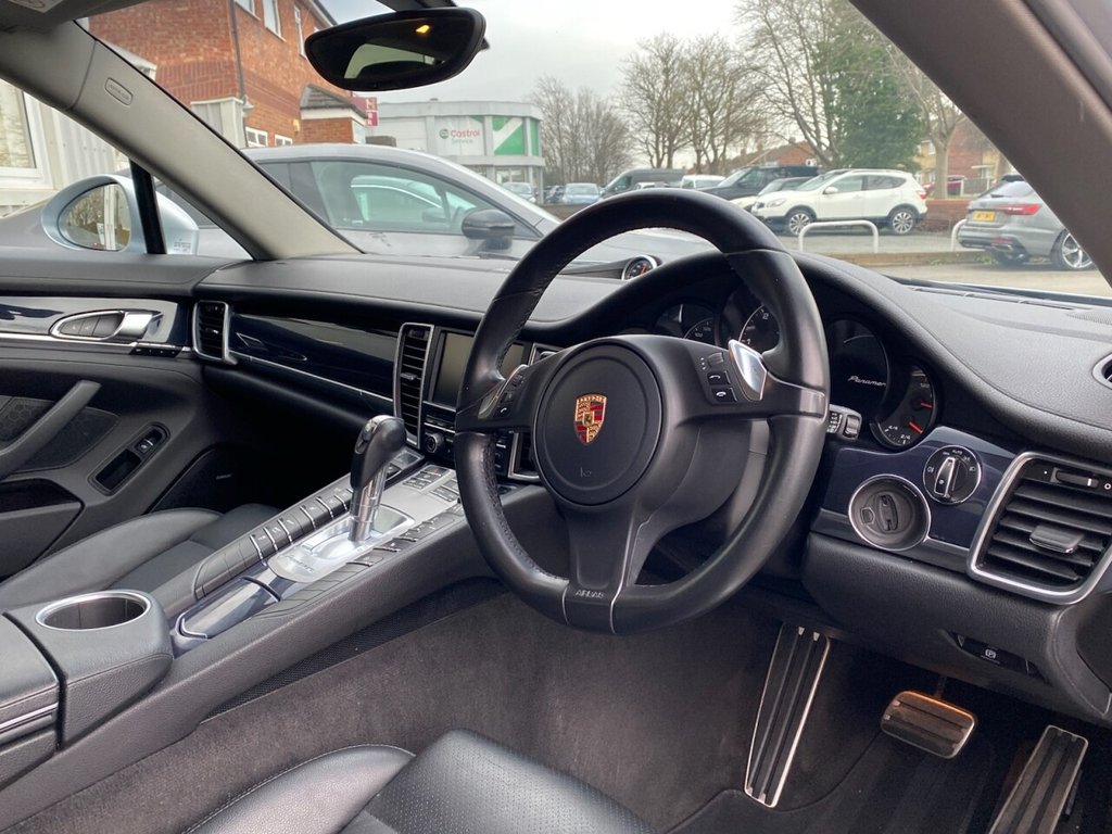 Used Porsche Panamera 2015 for sale - 77654455: Photo 4