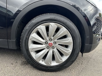 Used Jaguar E-Pace 2020 for sale - 75912329: Photo