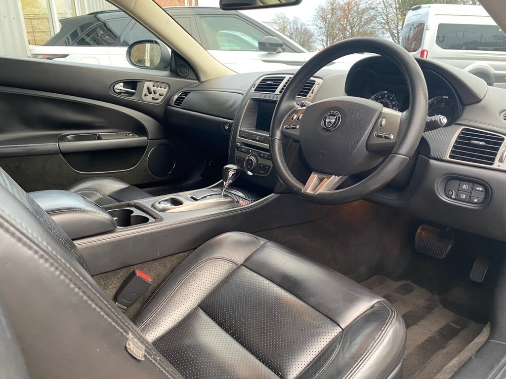 Used Jaguar XK 2006 for sale - 76304336: Photo 5