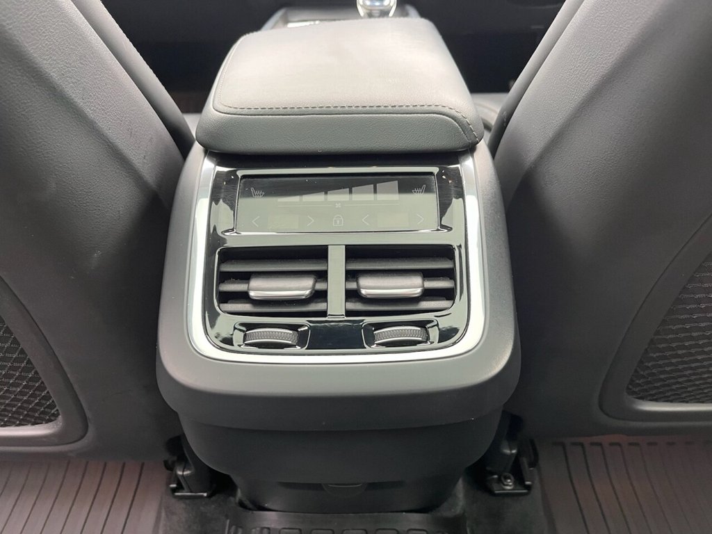 Used Volvo XC60 2021 for sale - 77534840: Photo 32