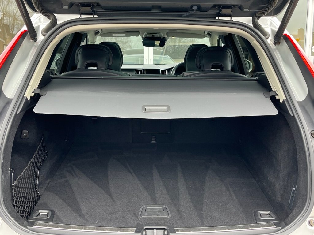 Used Volvo XC60 2021 for sale - 77534840: Photo 36