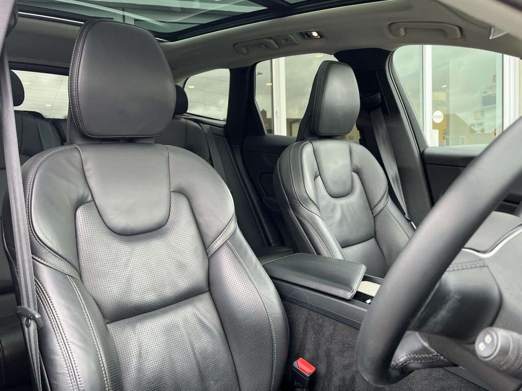 Used Volvo XC60 2021 for sale - 77534840: Photo 5