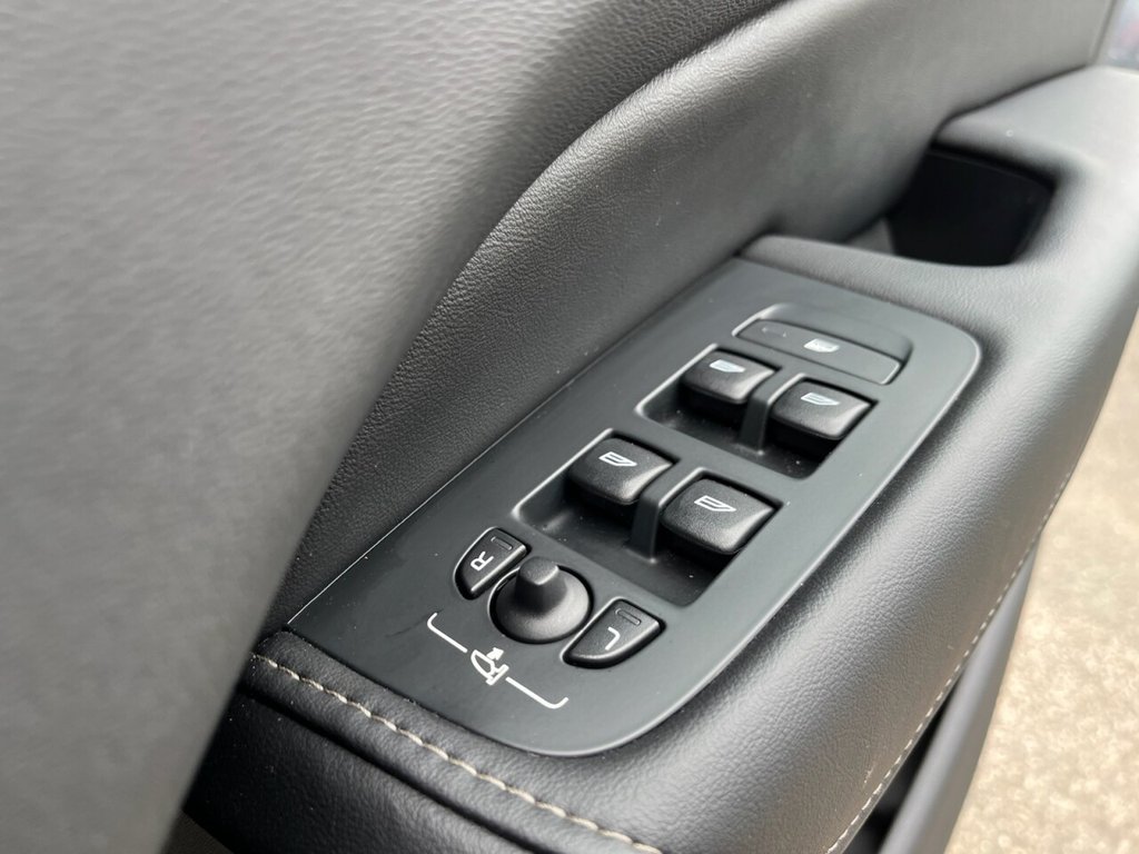 Used Volvo XC60 2021 for sale - 77534840: Photo 9