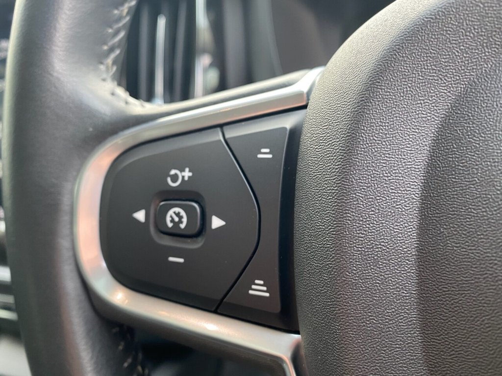 Used Volvo XC60 2019 for sale - 76642775: Photo 11