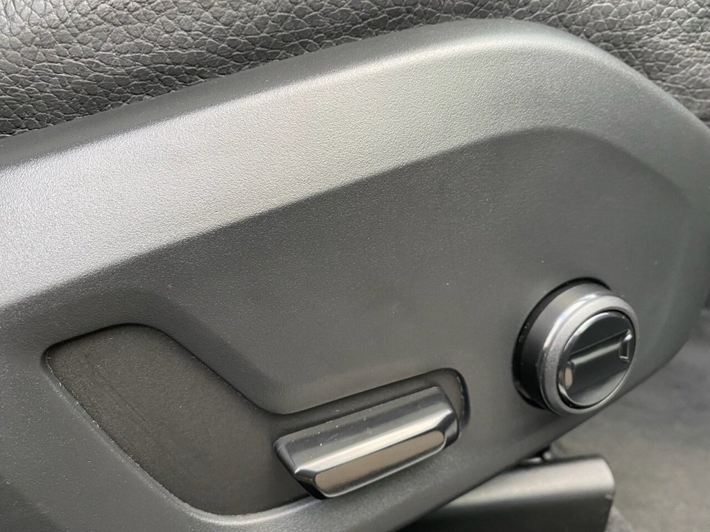 Used Volvo XC60 2019 for sale - 76642775: Photo 9