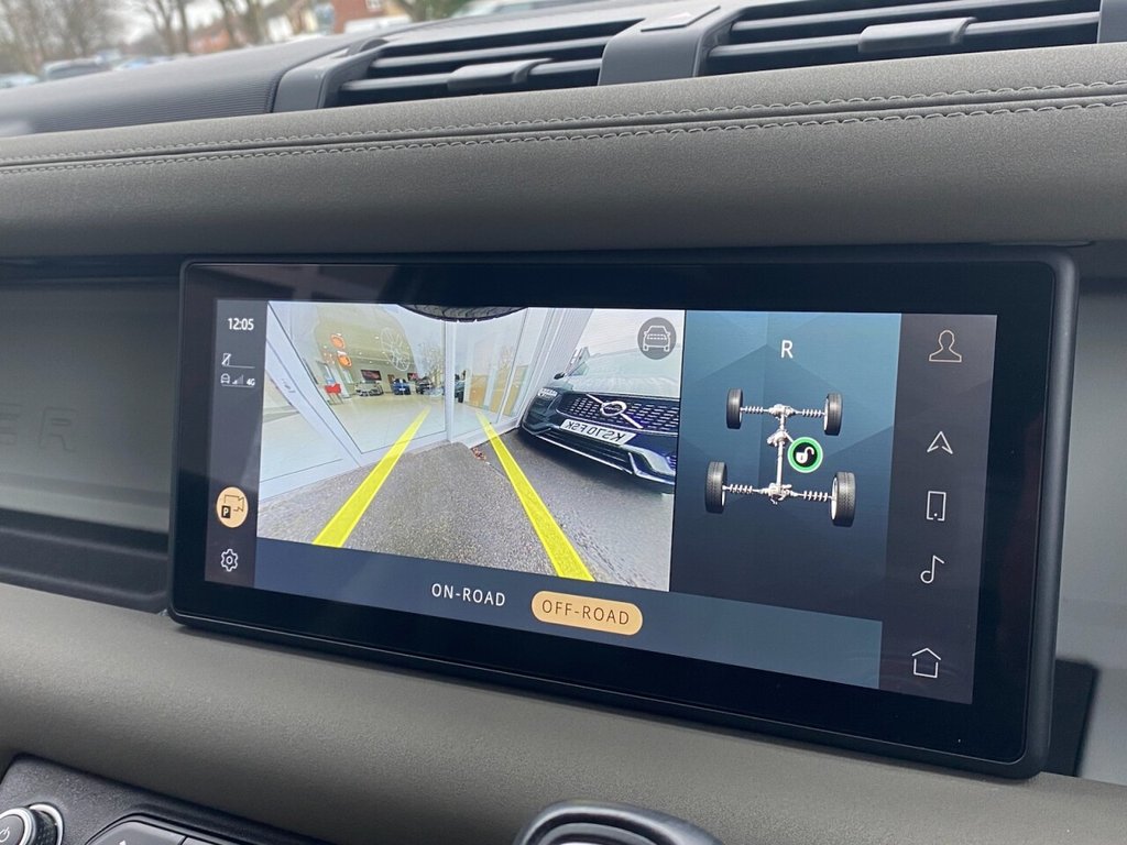 Used Land Rover Defender 2021 for sale - 77328118: Photo 12