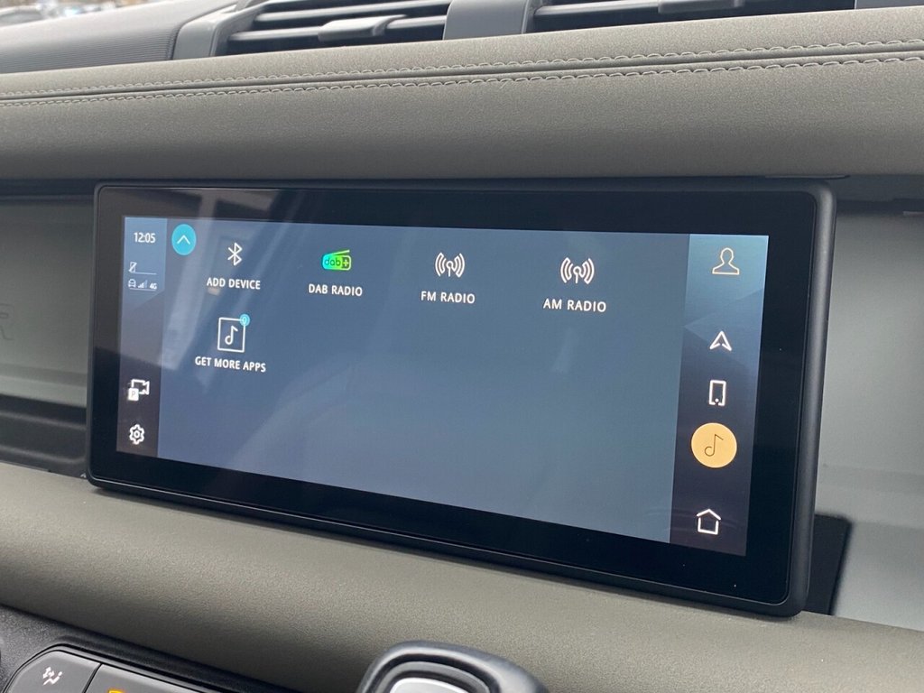 Used Land Rover Defender 2021 for sale - 77328118: Photo 17